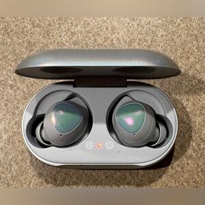 Samsung Galaxy Buds 4D08 Aura Glow Silver